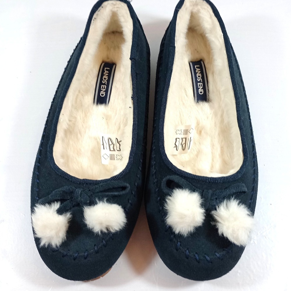 Lands End Womens Size 7 Moccasin Slippers Navy Blue Suede Pom Pom House Shoes